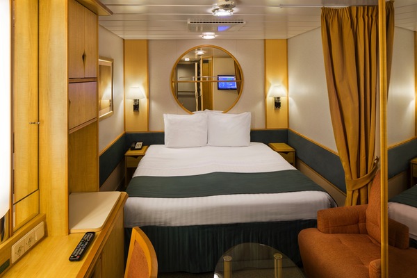 RCI, Enchantment of the Seas, Interior.jpg